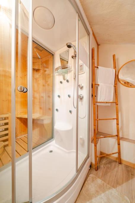 Nuit Romantique Avec Spa Privatif Meilhaud Eksteriør billede