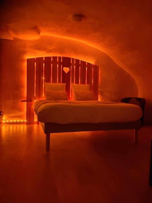 Nuit Romantique Avec Spa Privatif Meilhaud Eksteriør billede
